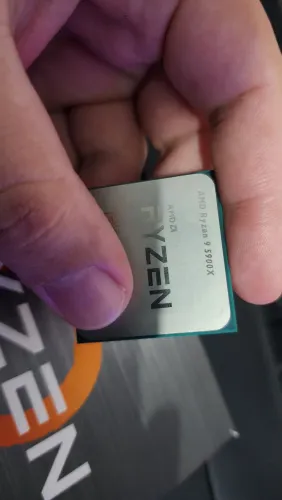 Processador AMD Ryzen 9 5900X - 12 Núcleos / 24 Threads