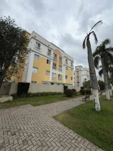 Apartamento para Locação com 3 quartos em Capão Raso - Curitiba - PR