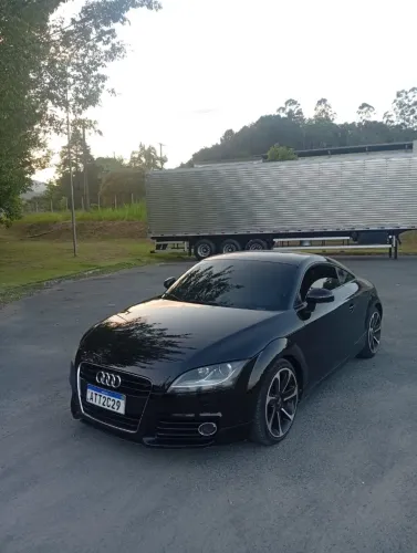 Audi TT 2.0 16V TFSI S-tronic 2011
