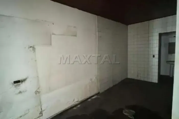Terreno à Venda, em Casa Verde, com uma casa antiga com 2 quartos, 1 banheiro, ótima local