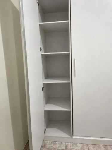 Guarda roupa de casal, 3 portas e 3 gavetas