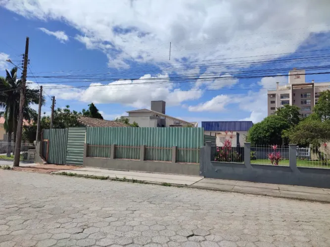 Terreno à Venda Rua Maranhão, Santo Antônio de Pádua, Tubarão/SC