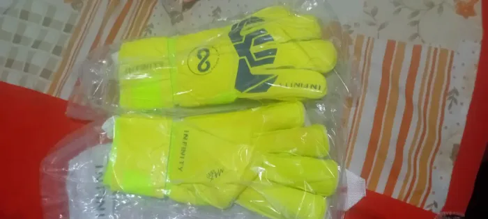 Luvas de goleiro 