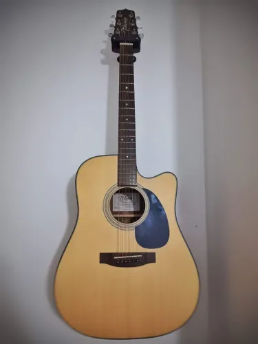 Violão Takamine Folk EG320C-NS - Estado de Zero - Impecável