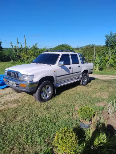 Toyota Hilux CD SRV 4X2 3.0 8V 90cv Diesel 2002
