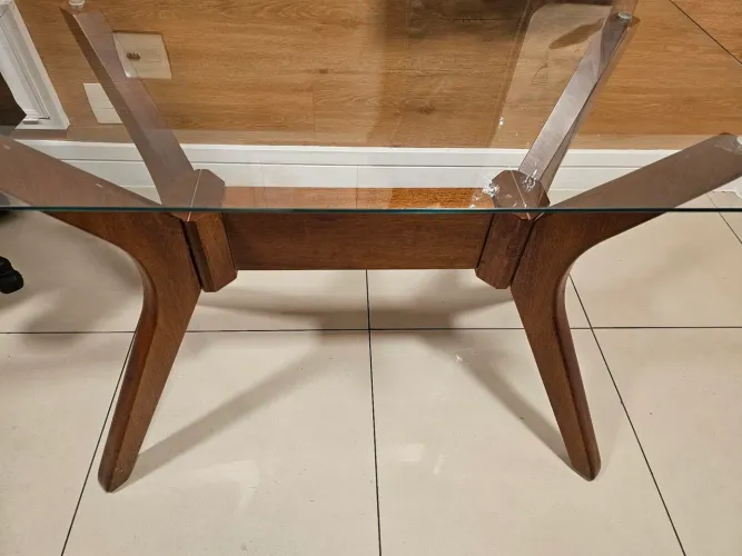Mesa de centro sofisticada Mid-Century