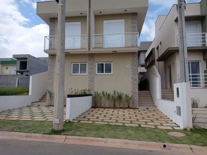 Casa de condomínio em Rodovia Raposo Tavares - Sítio Boa Vista - Cotia/SP