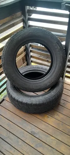 Vendo pneu aro 17 meia vida Bridgestone