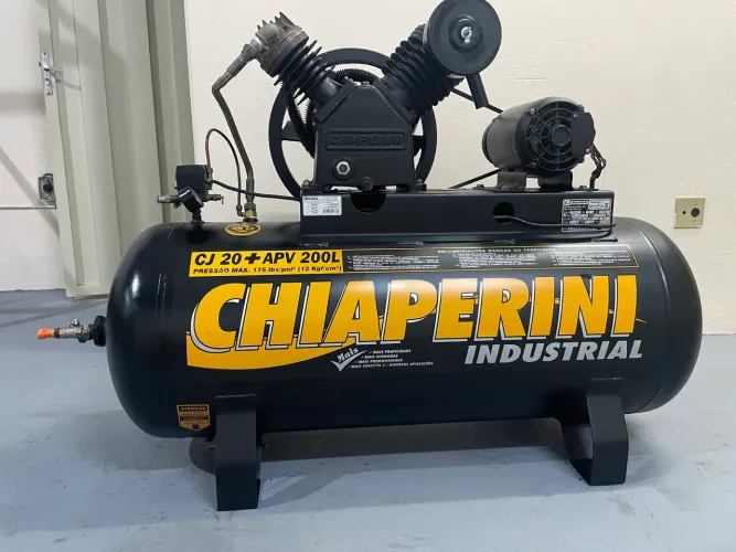 Compressor chiaperini 20 pés 200 litros alta pressão