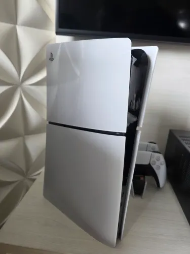 PlayStation 5 (PS5) 1TB