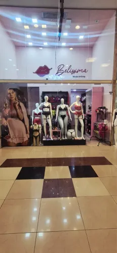 Loja completa de lingerie, móveis e estoque. Faço 35 mil tudo.