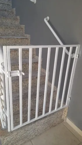 Portão pra cachorro