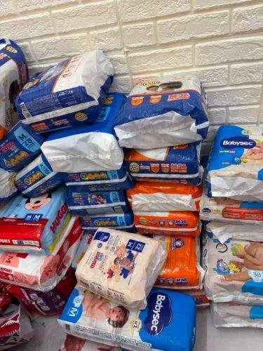 Lote fraldas descartáveis infantil novas tamanho M Huggies Turma da Mônica Pom Pom
