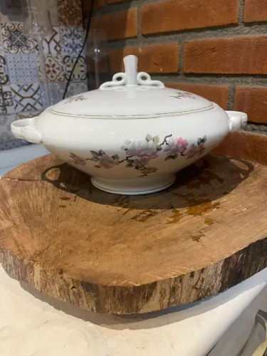 Sopeira porcelana real