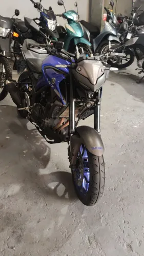 YAMAHA MT 03 AZUL 2021 Shalon veículos 