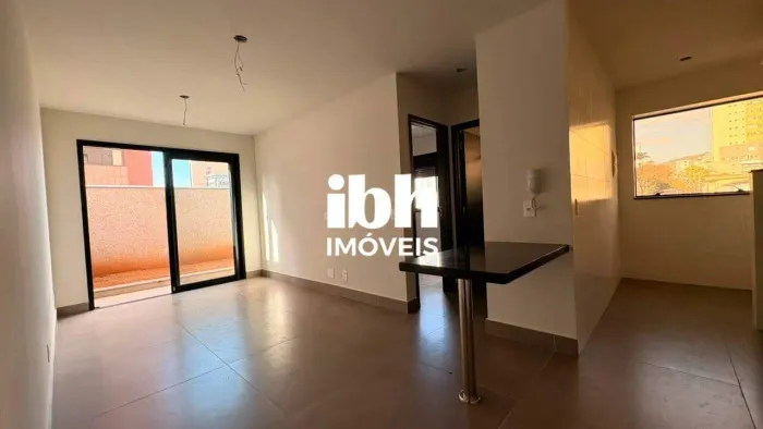 Apartamento com Área Privativa para Aluguel 1 quarto, 1 vaga, Santa Efigênia