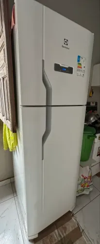 VENDO GELADEIRA ELETROLUX