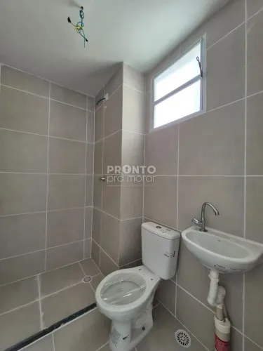Apartamento com 2 quartos em Passarinho