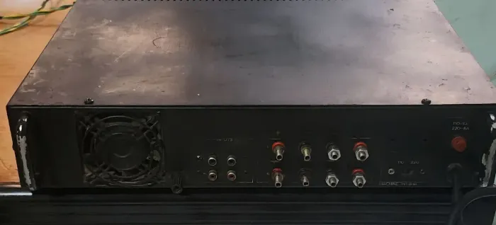Par de monitor para Studio da JBL Control e Amplificador Machine