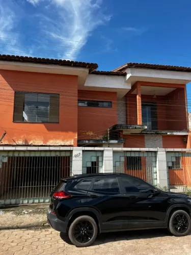 Casa em paragominas 7 quartos e 4 banheiros