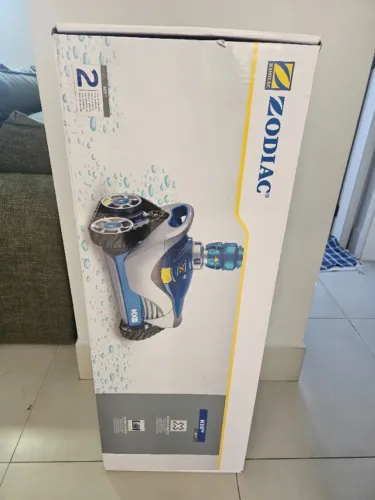 Robô Aspirador de Piscina