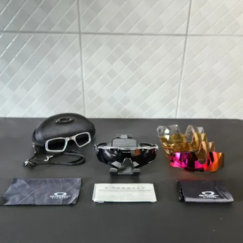 Oculos Oakley Radar Black com 4 lentes extras - Novo - Proteção UV400
