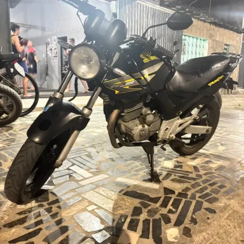 Twister a venda só pegar e andar motor extra
