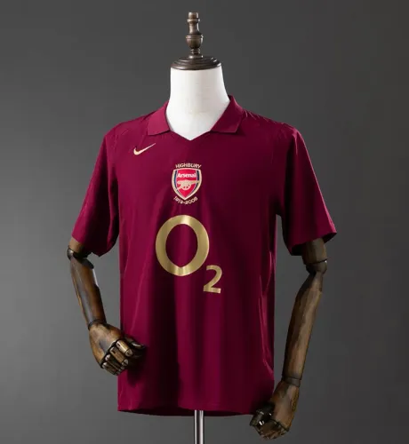 CAMISA ARSENAL RETRÔ - 05/06 - VINHO