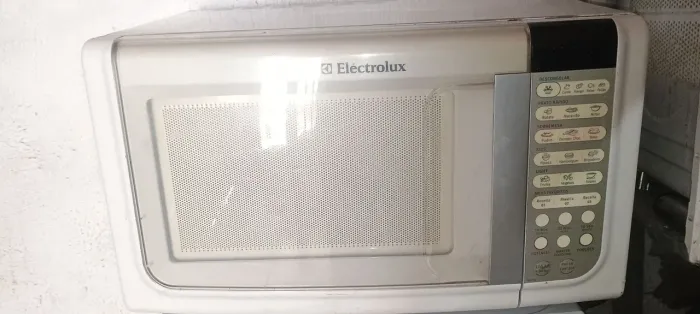 Microondas Eletrolux 29 litros 110 voltd