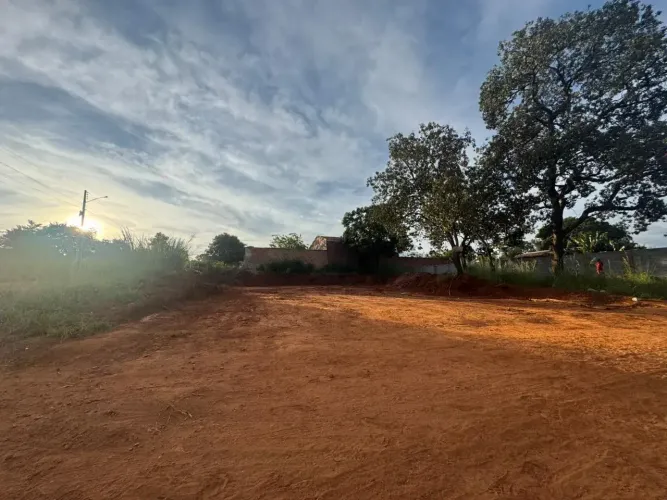 LOTE AMPLO DE ESQUINA | EXCELENTE OPORTUNIDADE DE INVESTIMENTO Jardim Maranata | Aparecid