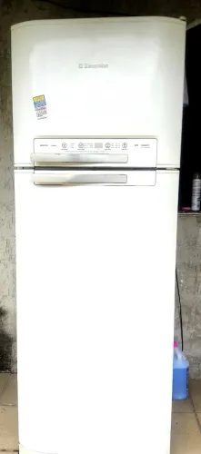 Geladeira Electrolux DFN50 Frost Free 430L - Branca