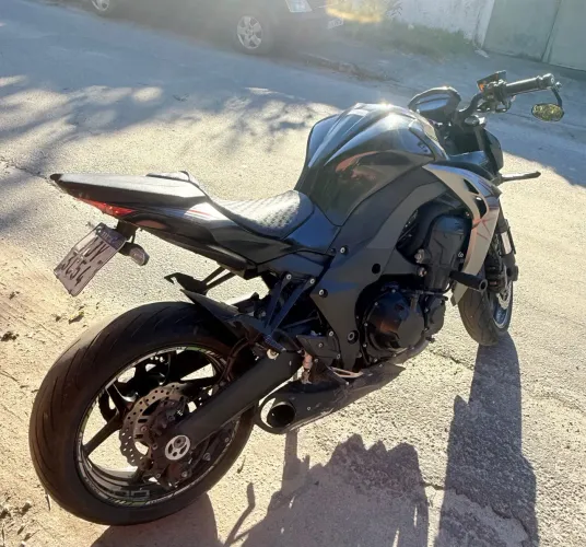 Z1000