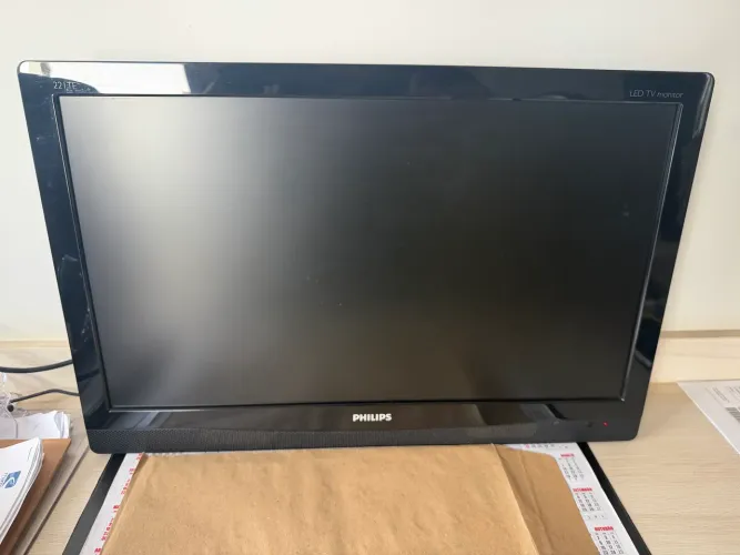 TV/Monitor Philips LED 22? HD | HDMI | Controle Remoto