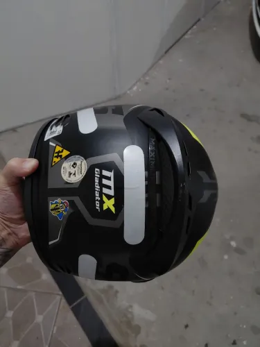 Capacete