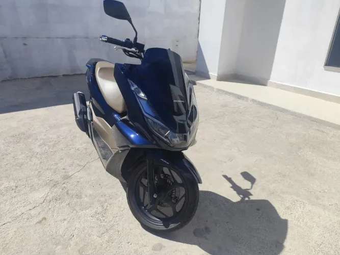 PCX 2025