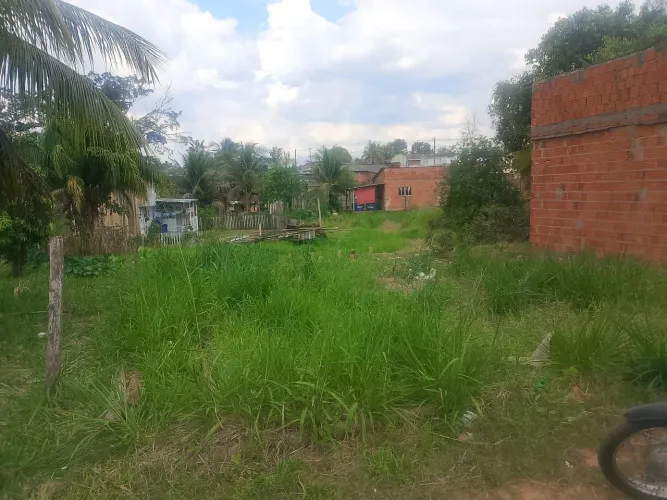 Terreno medindo 9/ 25