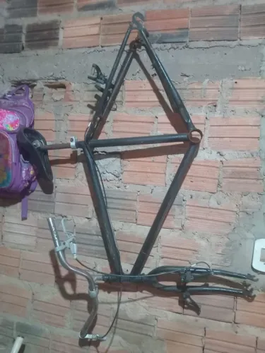 Quadro de bike completo mais roda dianteira de rolamento