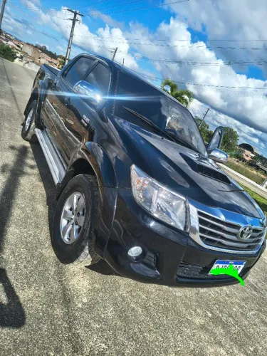 Toyota Hilux CD SR D4-d 4X4 3.0 TDI Dies Aut. 2015