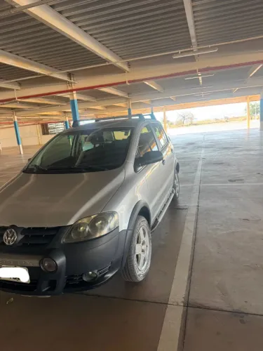 Volkswagen Crossfox 1.6 MI Total Flex 8V 5P 2009