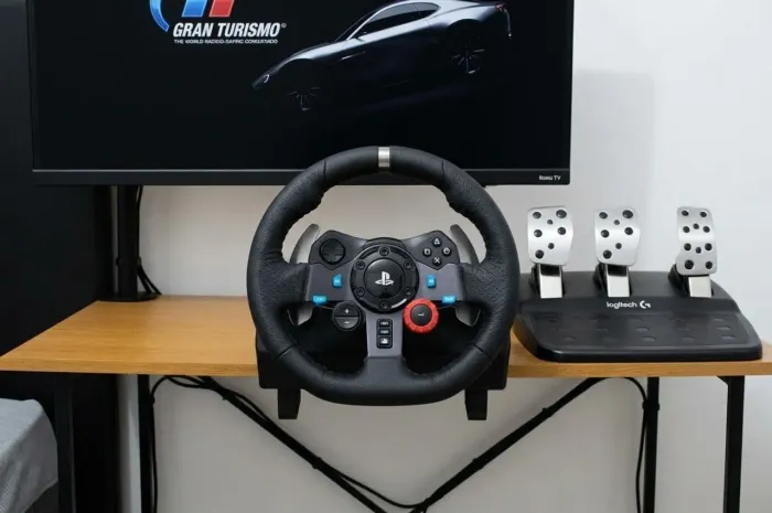 Volante Logitech G29 + Pedais (PS3/PS4/PS5/PC) - Seminovo / Com Nota Fiscal