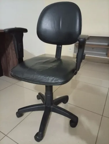 cadeira giratória de rodinhas