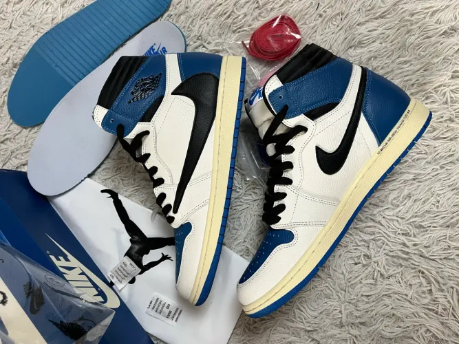 Tênis Nike Air Jordan1 High X Travis Scott X Fragment, NOVO - TAM 44