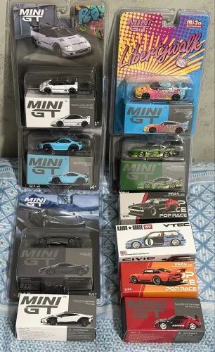 Lote - Mini GT / Kaido House / Pop Race
