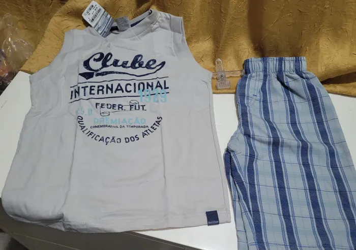 Qualquer peça de roupa tem o mesmo valor.