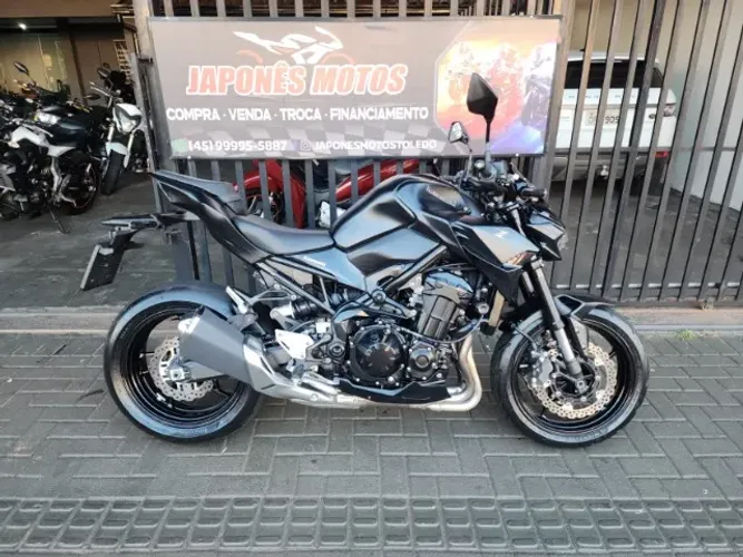 Kawasaki Z 900 2021