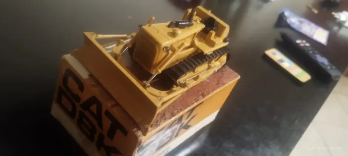 Miniatura trator Caterpillar D8K ARPRA escala 1.50