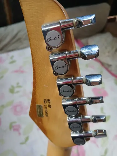 Vendo guitarra condor rx-30 