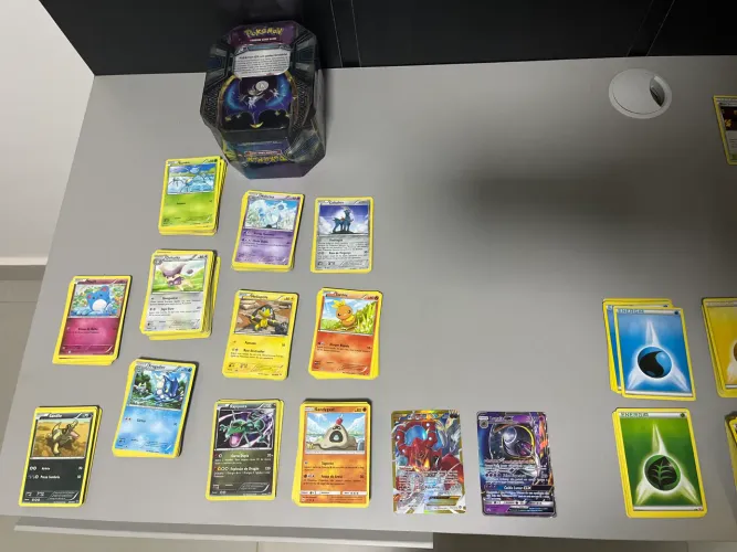 376 cartas de pokémon aleatórias + 1 EX + 1 GX