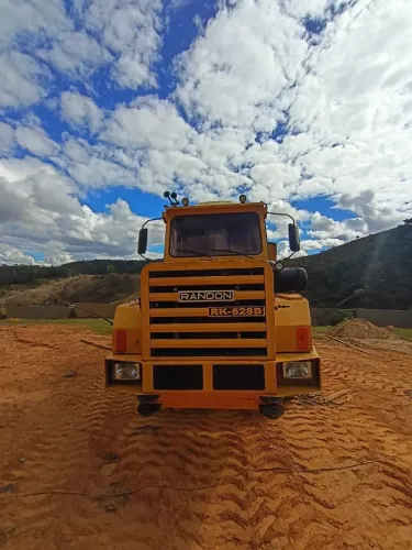 CAMINHÃO ARTICULADO, FORA DE ESTRADA, MARCA RANDON, MODELO RK628B