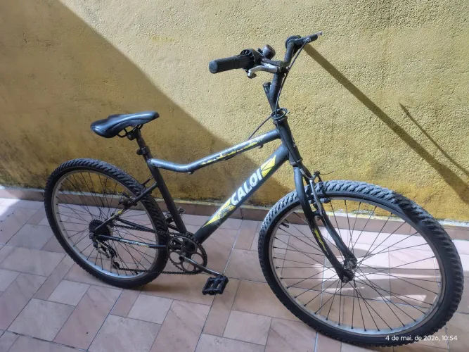 Bike Caloi aro 26 usada 